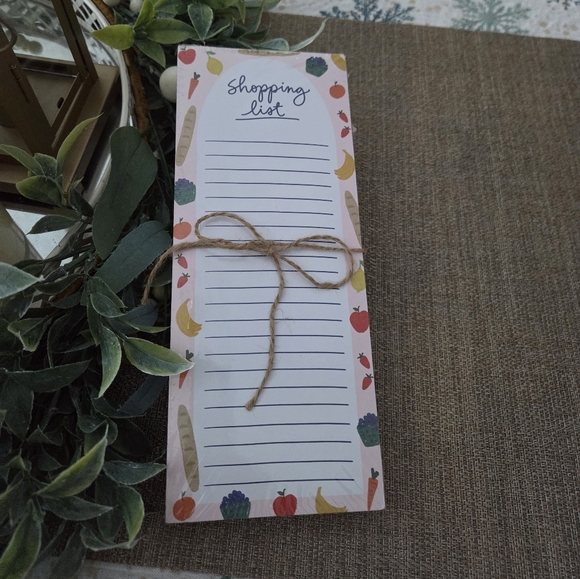 Colorful Shopping List Notepad - Picture 1 of 6